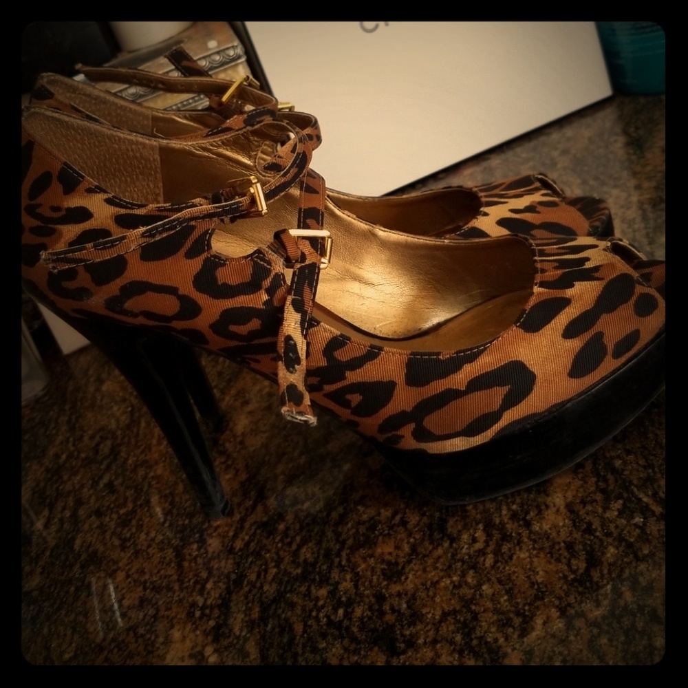 Guess high heels